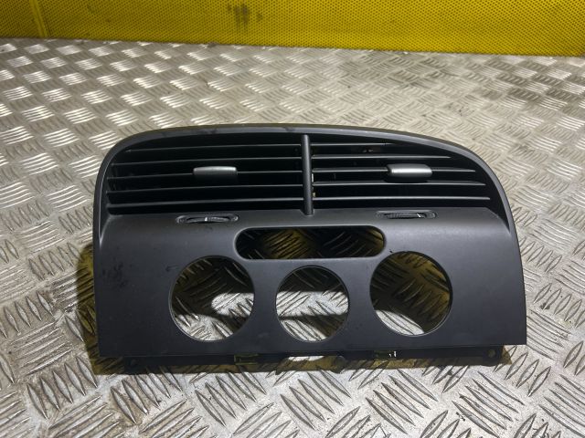 bontott SEAT ALTEA Középső Szellőző