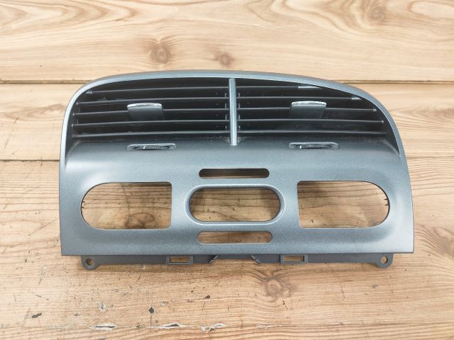 bontott SEAT ALTEA Középső Szellőző