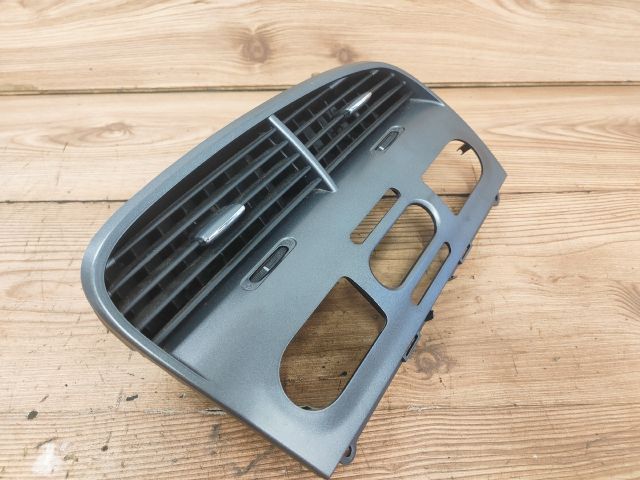 bontott SEAT ALTEA Középső Szellőző