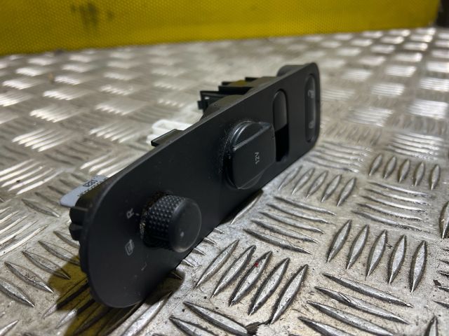 bontott SEAT ALTEA Központizár Kapcsoló