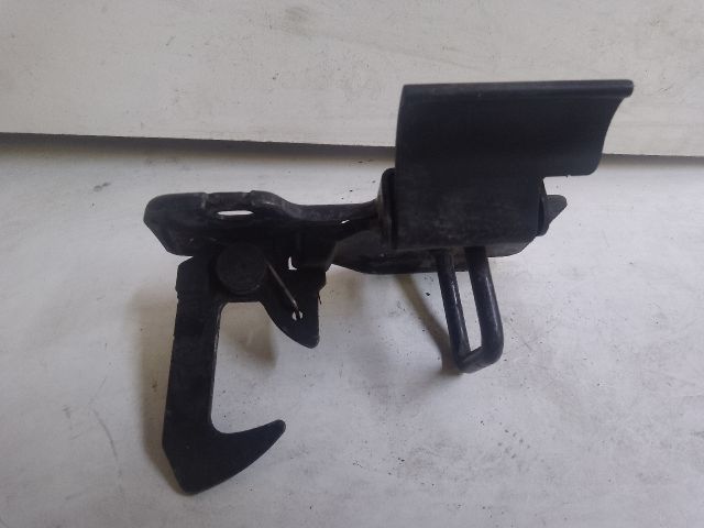 bontott SEAT ALTEA Motorháztető Biztonsági Kampó