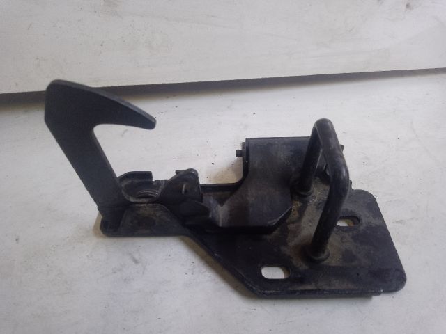 bontott SEAT ALTEA Motorháztető Biztonsági Kampó