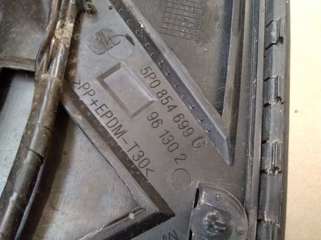 bontott SEAT ALTEA Motorháztető Díszléc Hátsó