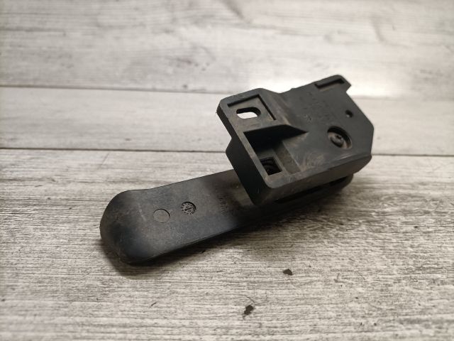 bontott SEAT ALTEA Motorháztető Nyitó Kar / Gomb