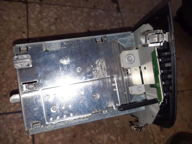 bontott SEAT ALTEA Rádió / CD