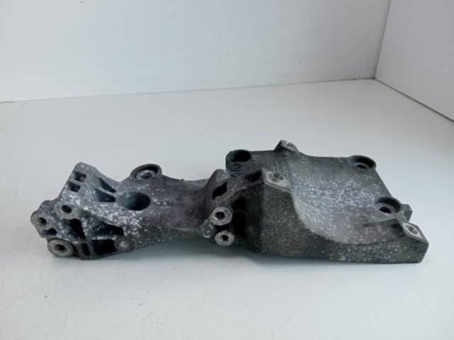 bontott SEAT ALTEA Tartó Bak