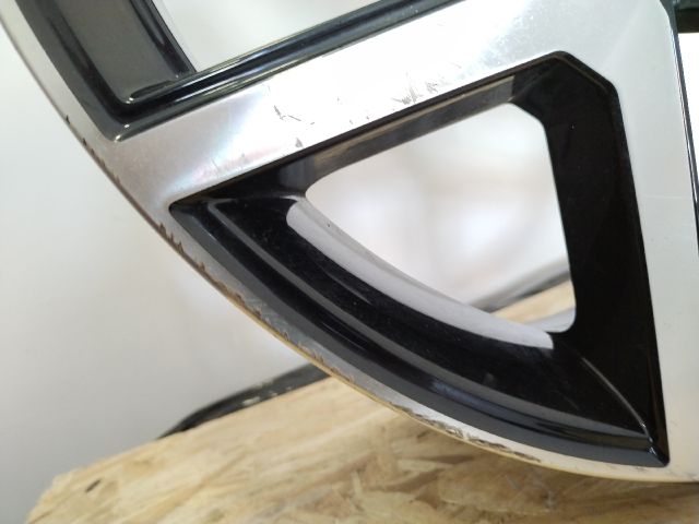 bontott SEAT ARONA Alufelni (1 db)