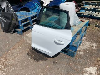 bontott SEAT ARONA Bal hátsó Ajtó (Részeivel)