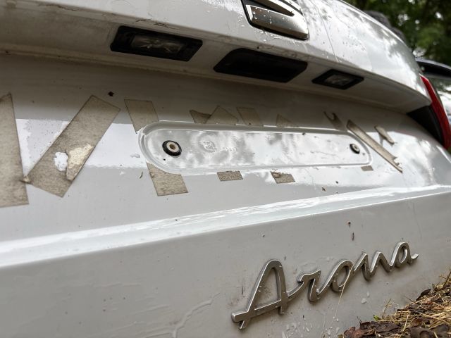 bontott SEAT ARONA Csomagtérajtó (Részeivel)