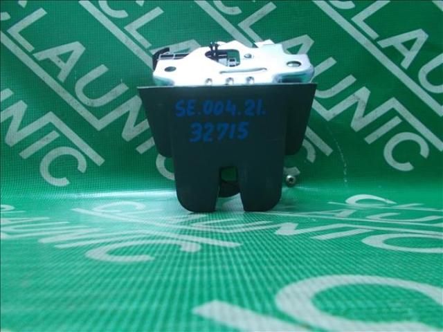 bontott SEAT ARONA Csomagtérajtó Zárszerkezet