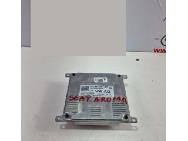 bontott SEAT ARONA Fényszóró Elektronika