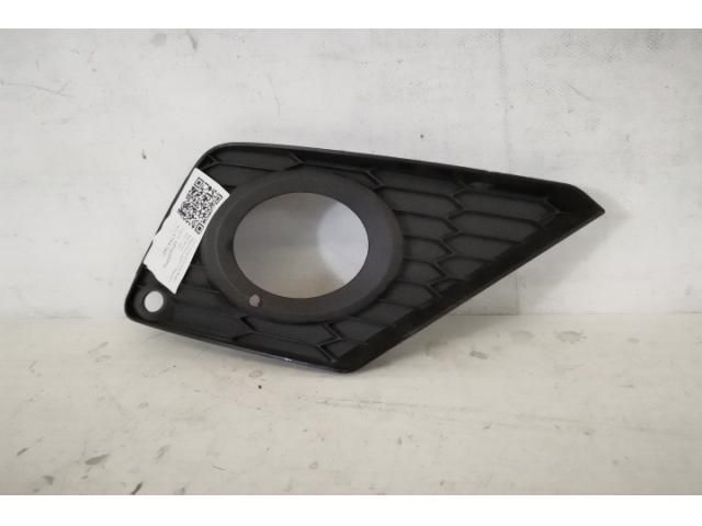 bontott SEAT ARONA Jobb Ködlámpa Rács