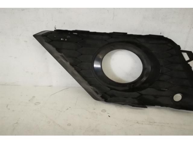 bontott SEAT ARONA Jobb Ködlámpa Rács