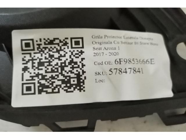bontott SEAT ARONA Jobb Ködlámpa Rács