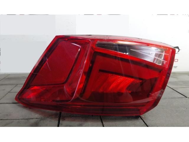bontott SEAT ARONA Jobb Külső Hátsó Lámpa