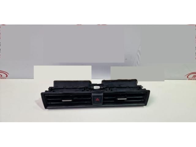 bontott SEAT ARONA Középső Szellőző