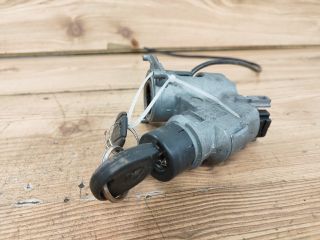 bontott SEAT AROSA Gyújtáskapcsoló Házzal