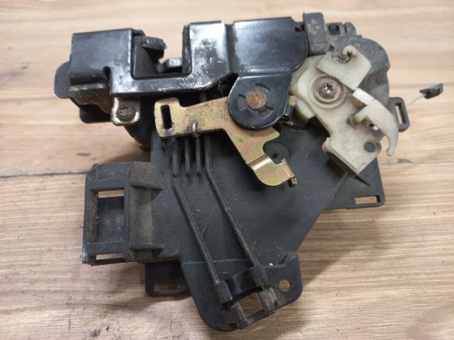 bontott SEAT AROSA Bal első Ajtózár