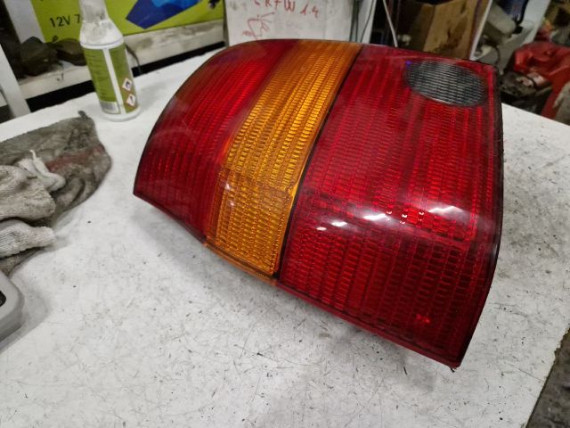 bontott SEAT AROSA Bal Hátsó Lámpa