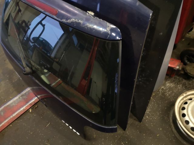 bontott SEAT AROSA Csomagtérajtó (Részeivel)