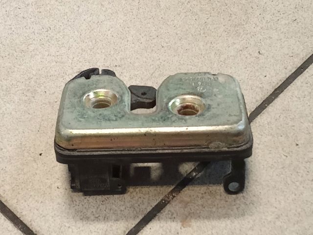 bontott SEAT AROSA Csomagtérajtó Zárszerkezet