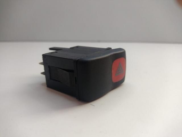 bontott SEAT AROSA Vészvillogó Kapcsoló