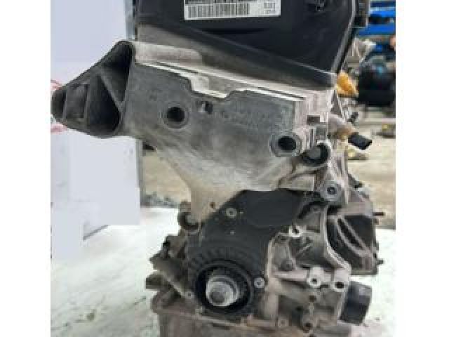 bontott SEAT ATECA Motor (Fűzött blokk hengerfejjel)