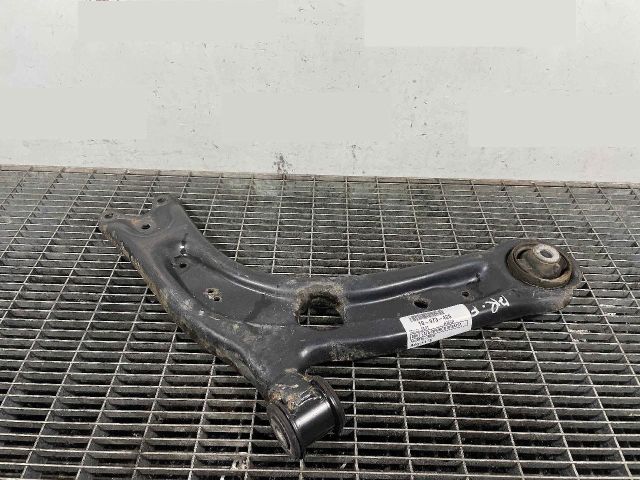 bontott SEAT ATECA Jobb első Lengőkar