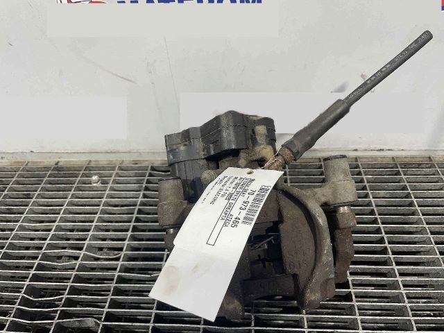 bontott SEAT ATECA Jobb hátsó Féknyereg Munkahengerrel