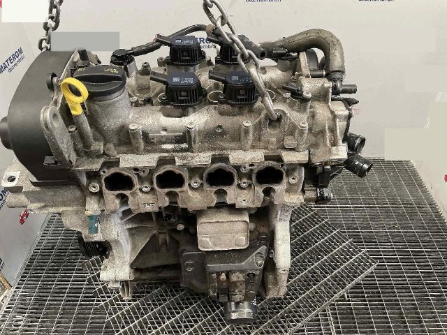 bontott SEAT ATECA Motor (Fűzött blokk hengerfejjel)