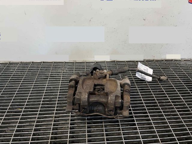 bontott SEAT ATECA Bal hátsó Féknyereg Munkahengerrel