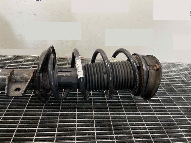 bontott SEAT ATECA Első Rugó