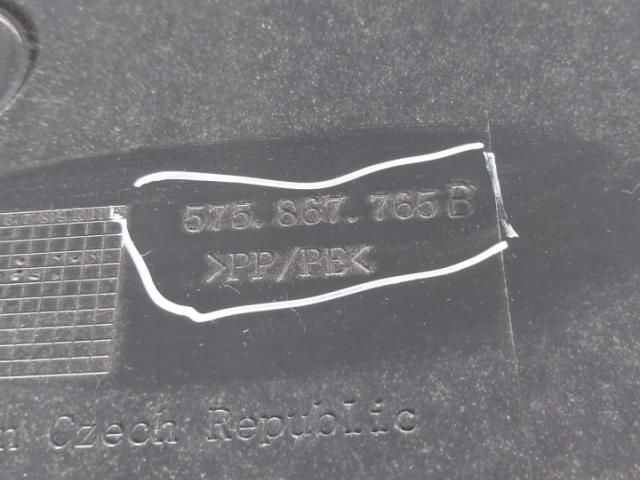 bontott SEAT ATECA Bal C Oszlop Burkolat