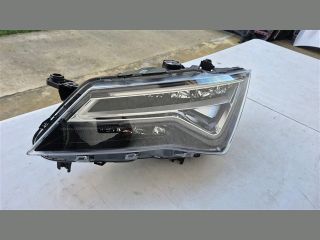bontott SEAT ATECA Bal Fényszóró