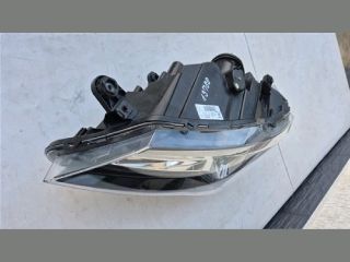 bontott SEAT ATECA Bal Fényszóró