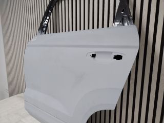 bontott SEAT ATECA Bal hátsó Ajtó (Üres lemez)