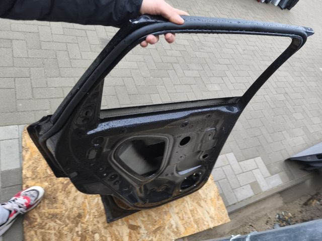 bontott SEAT ATECA Bal hátsó Ajtó (Üres lemez)