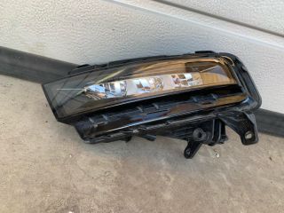 bontott SEAT ATECA Bal Ködfényszóró