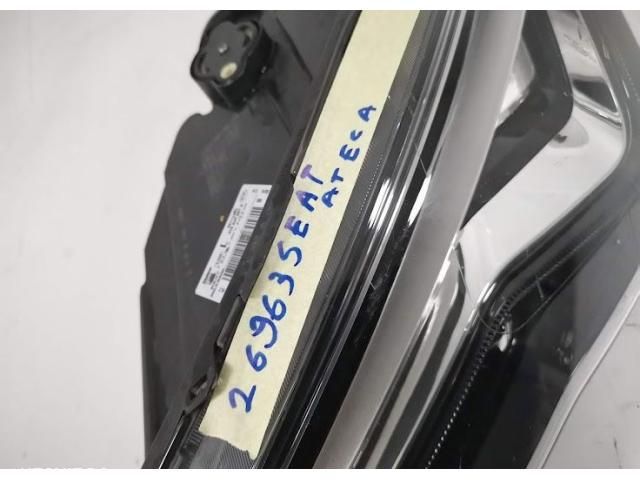 bontott SEAT ATECA Bal Ledes Fényszóró