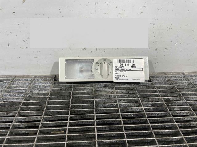 bontott SEAT ATECA Beltér Világítás Első