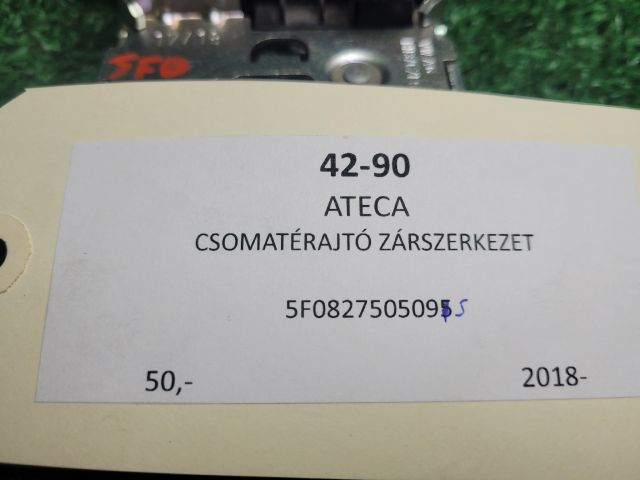 bontott SEAT ATECA Csomagtérajtó Zárszerkezet