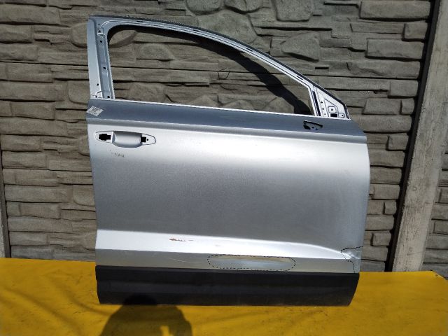 bontott SEAT ATECA Jobb első Ajtó (Üres lemez)