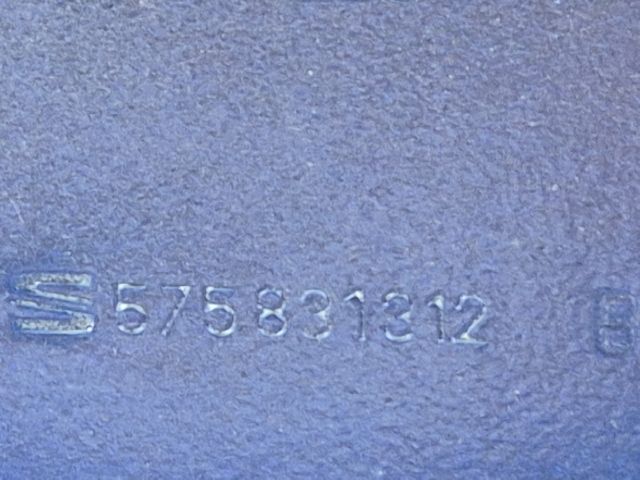 bontott SEAT ATECA Jobb első Ajtó (Üres lemez)