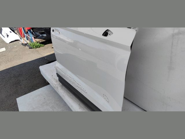 bontott SEAT ATECA Jobb első Ajtó (Üres lemez)