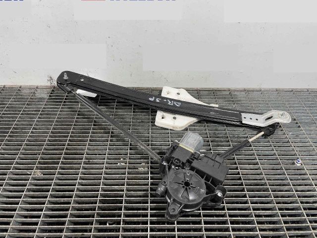 bontott SEAT ATECA Jobb hátsó Ablakemelő Szerkezet (Elektromos)