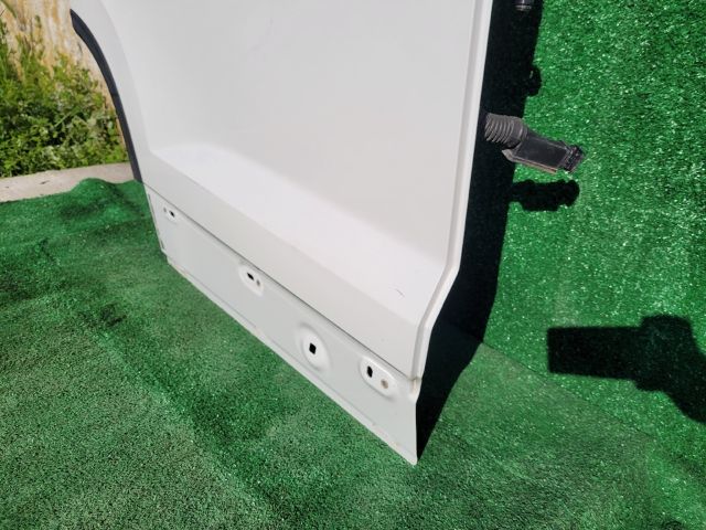 bontott SEAT ATECA Jobb hátsó Ajtó (Részeivel)