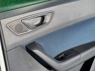 bontott SEAT ATECA Jobb hátsó Ajtó (Részeivel)