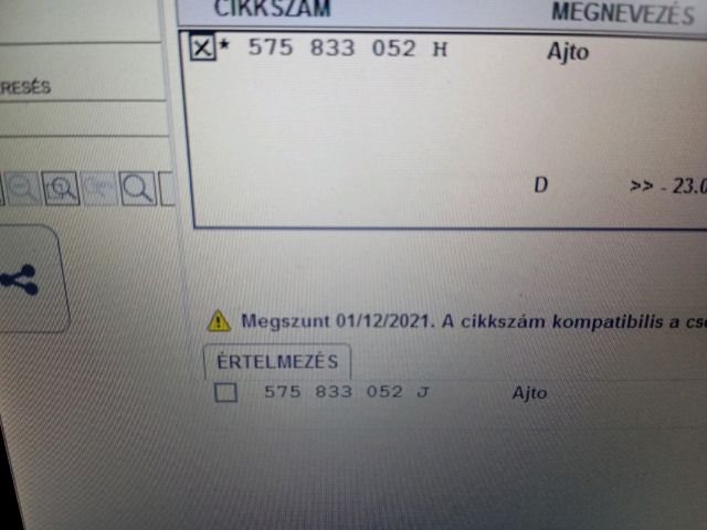 bontott SEAT ATECA Jobb hátsó Ajtó (Üres lemez)