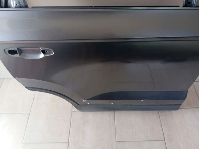 bontott SEAT ATECA Jobb hátsó Ajtó (Üres lemez)