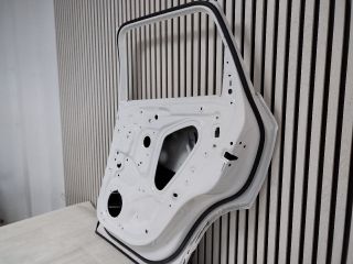 bontott SEAT ATECA Jobb hátsó Ajtó (Üres lemez)